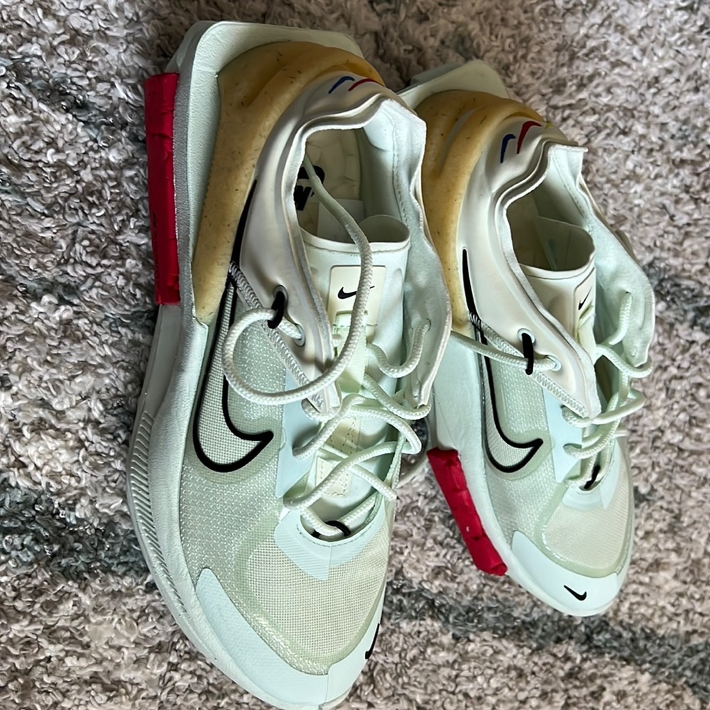 Nike Zoom X, size 9.